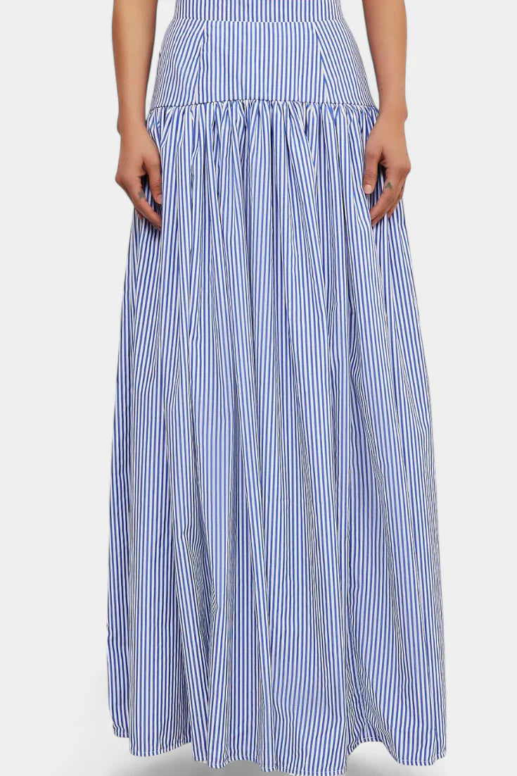 Conjunto Ippolita · Elegancia clásica con camisa a rayas y falda plisada