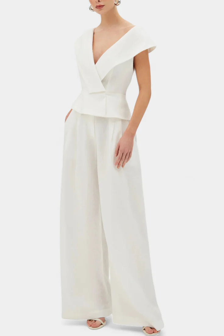 Conjunto Hayden · Asimétrico con pantalón de corte palazzo