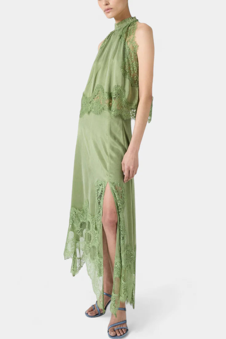 Conjunto Coralena · Elegancia en encaje con falda asimétrica