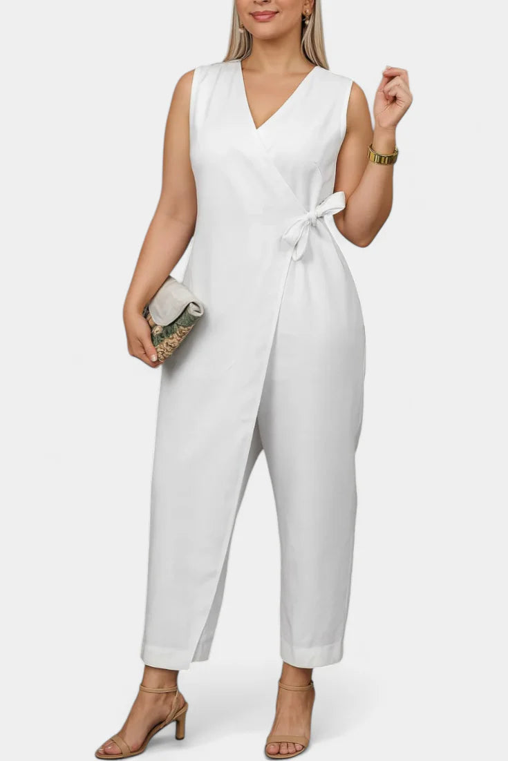 Mono Zoe · Elegante con escote en V y cinturón ajustable